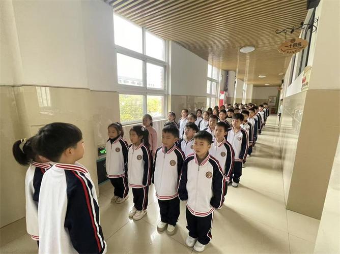 &mdash;漯河市郾城小学开展一年级课堂常规展示活动
